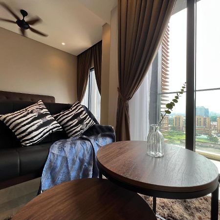 Lucentia Residence Bbcc Lalaport At Kuala Lumpur By Luxe Home מראה חיצוני תמונה