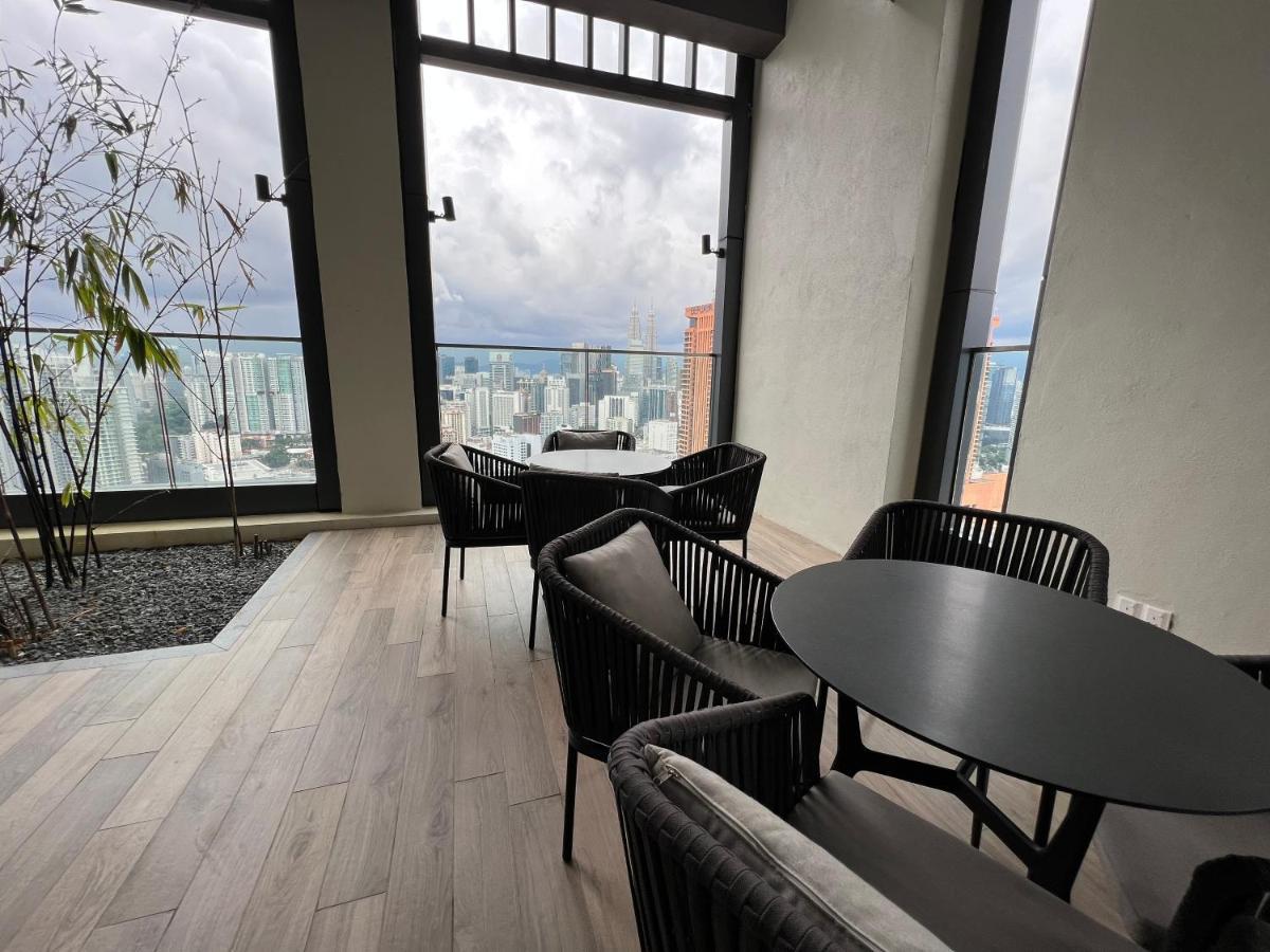Lucentia Residence Bbcc Lalaport At Kuala Lumpur By Luxe Home מראה חיצוני תמונה