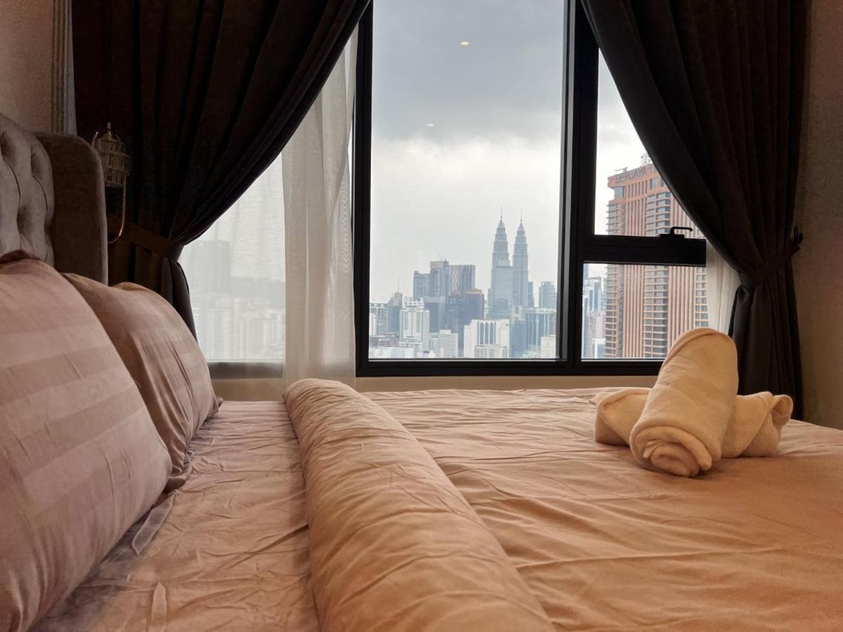 Lucentia Residence Bbcc Lalaport At Kuala Lumpur By Luxe Home מראה חיצוני תמונה