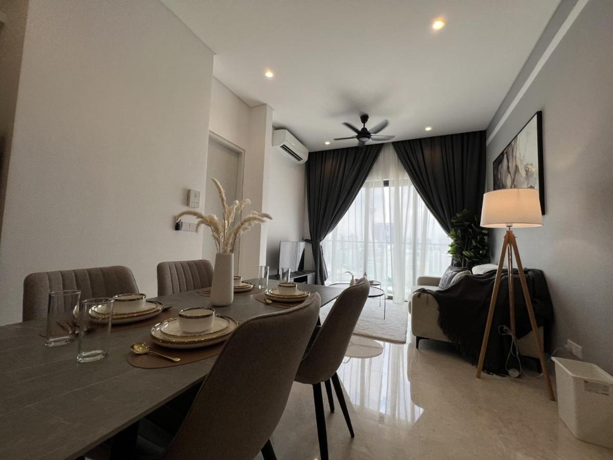 Lucentia Residence Bbcc Lalaport At Kuala Lumpur By Luxe Home מראה חיצוני תמונה