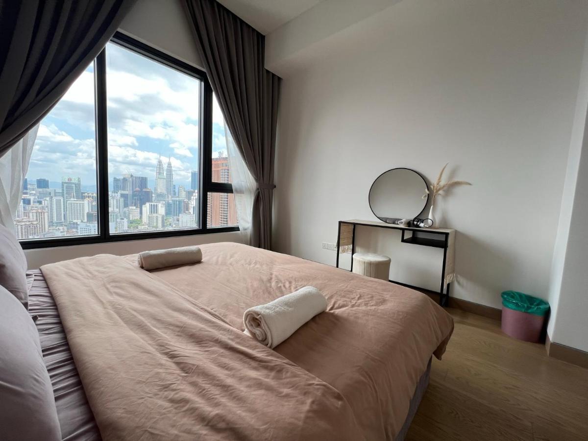Lucentia Residence Bbcc Lalaport At Kuala Lumpur By Luxe Home מראה חיצוני תמונה